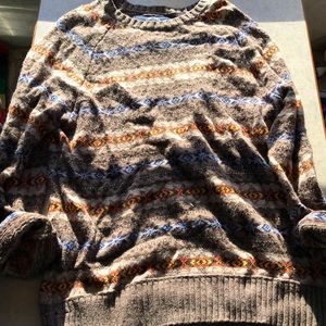 American Eagle Sweater